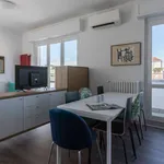 Rent 2 bedroom apartment of 70 m² in milan