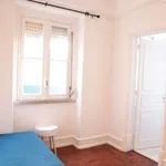 Rent a room in lisbon