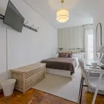 Rent a room of 125 m² in madrid