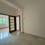 Affitto 5 camera appartamento di 255 m² in Roma