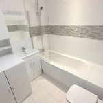 Rent 2 bedroom flat in East Midlands