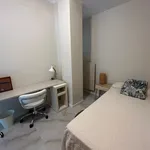 Rent 6 bedroom apartment in Valencia