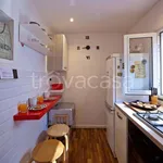 Rent 2 bedroom apartment of 60 m² in Napoli