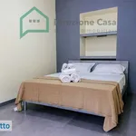 Affitto 2 camera appartamento di 70 m² in Naples