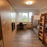 Pronajměte si 3 ložnic/e byt o rozloze 74 m² v Třebíč