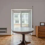 Rent a room in lisbon