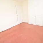 Rent 4 bedroom house in Wakefield