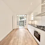 Huur 2 slaapkamer appartement van 72 m² in Amsterdam