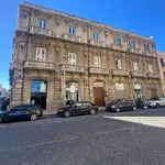 Rent 5 bedroom apartment of 200 m² in Messina