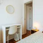 Rent 5 bedroom apartment in Lisbon