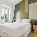 Rent 3 bedroom apartment of 140 m² in Paris