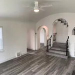 Rent 4 bedroom apartment in Long Beach