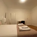 Rent a room in lisbon