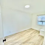 Maison de 699 m² avec 5 chambre(s) en location à Toronto