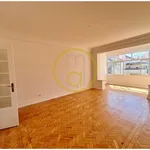 Rent 4 bedroom apartment of 147 m² in Lisbon