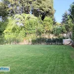 Rent 6 bedroom apartment of 450 m² in Rome