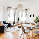 Pronajměte si 2 ložnic/e byt o rozloze 85 m² v Prague