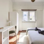 Rent a room in lisbon