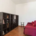 Rent 1 bedroom apartment of 65 m² in florence