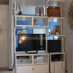 Rent 1 bedroom apartment of 32 m² in Florence