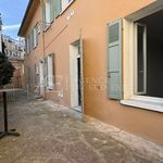 Rent 2 bedroom apartment of 37 m² in Aix-en-Provence