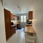 Rent 3 bedroom apartment of 70 m² in VELIZY VILLACOUBLAY