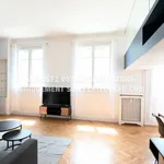 Appartement de 67 m² avec 3 chambre(s) en location à Paris