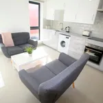 Rent 3 bedroom apartment in Yorkshire And The Humber