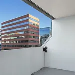 Appartement de 796 m² avec 2 chambre(s) en location à Calgary