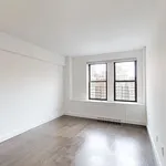 Rent 3 bedroom apartment in Manhattan