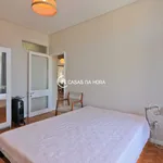 Rent 3 bedroom apartment of 122 m² in Porto