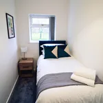 Rent 2 bedroom apartment in Manchester