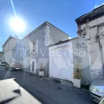 Rent 2 bedroom apartment of 60 m² in Napoli