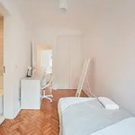 Rent 6 bedroom apartment in Lisbon