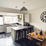 Rent 2 bedroom apartment in Manchester