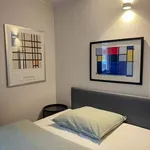 Miete 3 Schlafzimmer wohnung von 80 m² in Frankfurt am Main