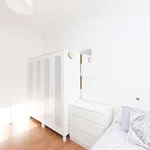 Rent a room of 72 m² in madrid