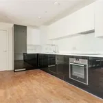 Rent 2 bedroom flat in London