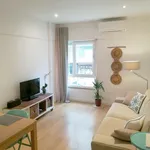 Rent 1 bedroom apartment of 45 m² in lisbon