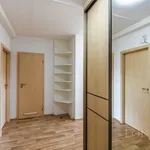 Pronajměte si 3 ložnic/e byt o rozloze 72 m² v Odolena Voda