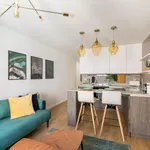 Rent 4 bedroom apartment in Madrid