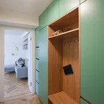 Rent 1 bedroom apartment of 35 m² in Prague