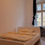 Rent a room of 155 m² in Berlin