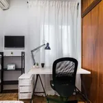 Rent a room of 133 m² in madrid