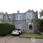 Rent 4 bedroom flat in Aberdeen