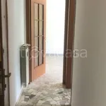 Appartamento in affitto a Valmadrera frazione San Dionigi, non arredato/vuoto, cantina, balcone - TrovaCasa