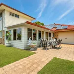 Rent 4 bedroom house in Yamba