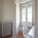 Rent a room in lisbon