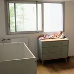 Appartement de 63 m² avec 3 chambre(s) en location à Paris