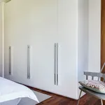 Miete 3 Schlafzimmer wohnung von 1345 m² in Berlin